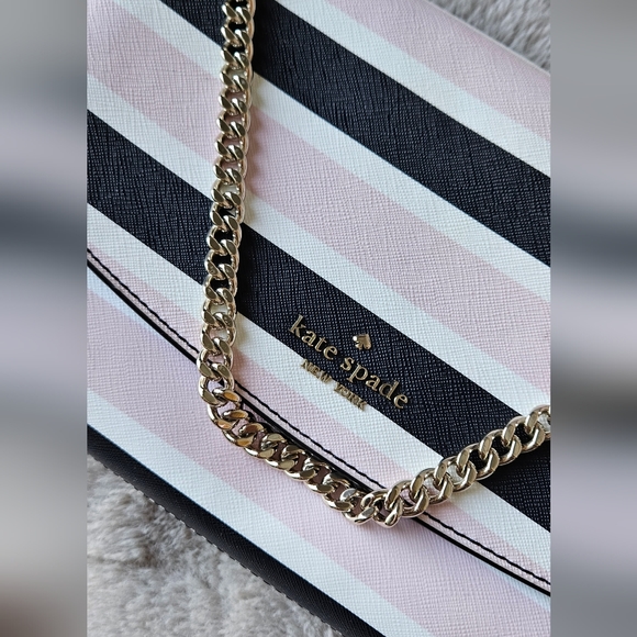 Kate Spade Crossbody Bag - Picture 2 of 11